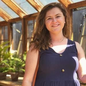 Meet your Posher, Daphne